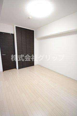 フェニックス横濱関内BAY MARKSの洋室