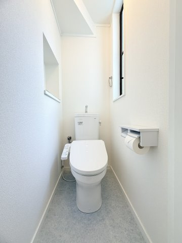 歌敷山４丁目貸家のトイレ