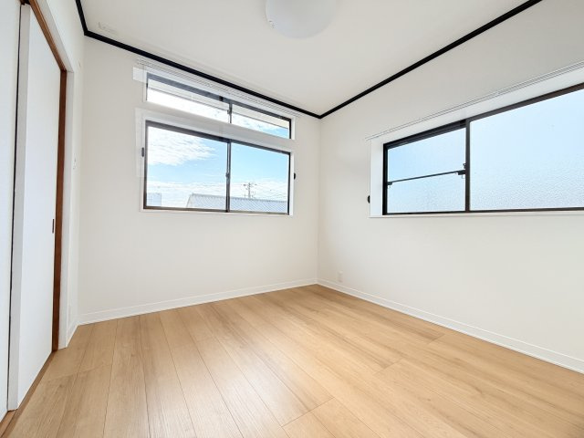 歌敷山４丁目貸家の子供部屋