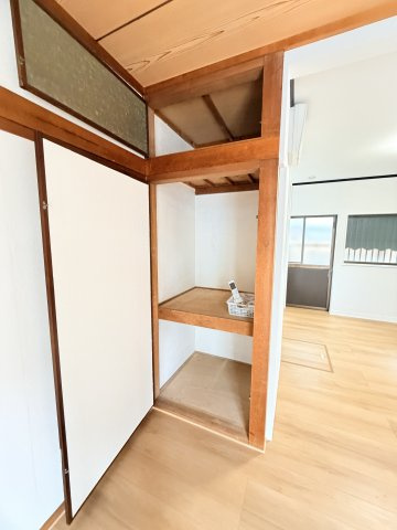 歌敷山４丁目貸家の内装