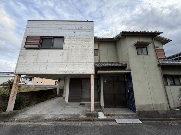 岸宮戸建の外観