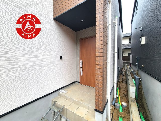 福岡市南区寺塚2丁目第1-2棟（1号棟）の玄関|おでかけの時も帰った時も、「我が家」を最初に感じでもらえる素敵な空間に。