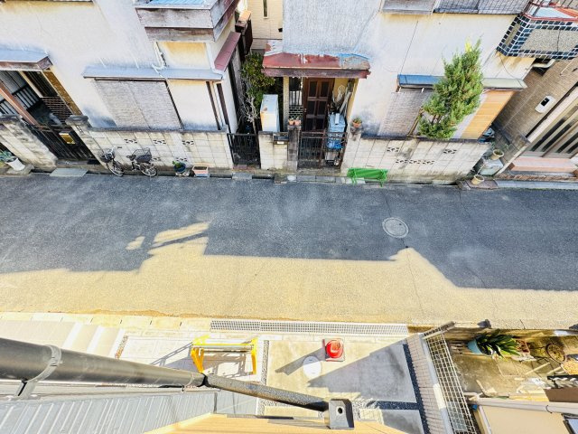 松戸市西馬橋１丁目新築戸建【馬橋小学校：3分】の展望|バルコニーより道路側眺望