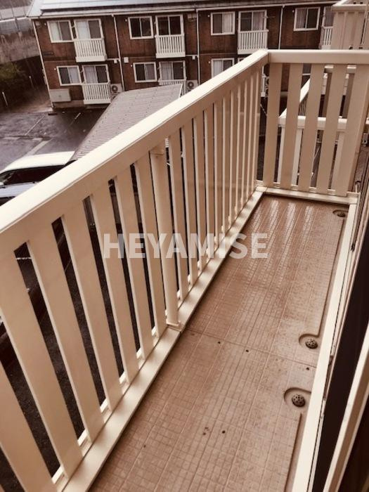 ニューハイツタリカドＡ棟のバルコニー