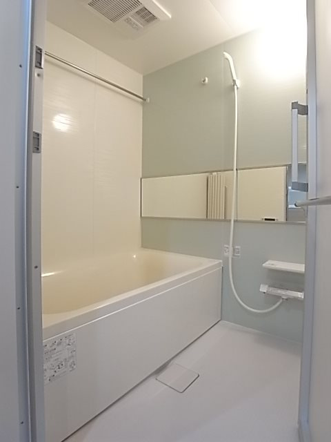 神戸海岸通　萬利Residenceの浴室
