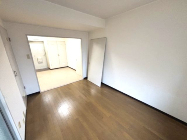 ストーク西灘の寝室