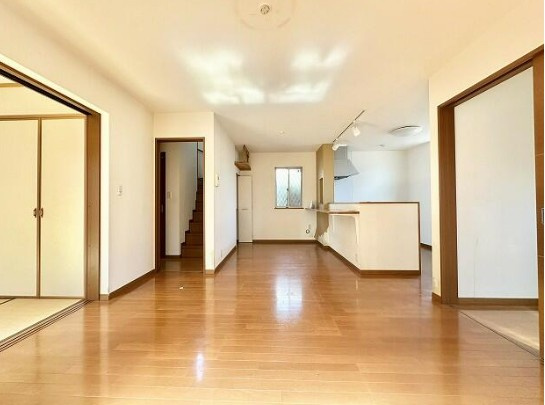 【中古】入間郡越生町越生リフォーム中古住宅の居間・リビング|使いやすい居間です