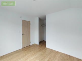 【洋室】 | 志津9分　小学校8分　スーパー5分　パントリー付き　全4棟　4号棟