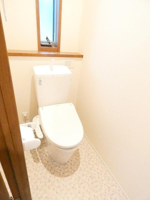 葛飾区西新小岩３丁目のアパートのトイレ