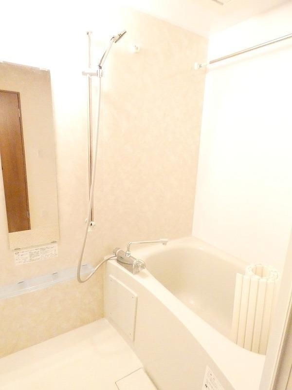 葛飾区西新小岩３丁目のアパートの浴室