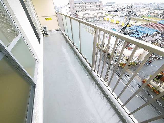 南京終マンションAのバルコニー|落ち着いた時間を過ごせるバルコニーです