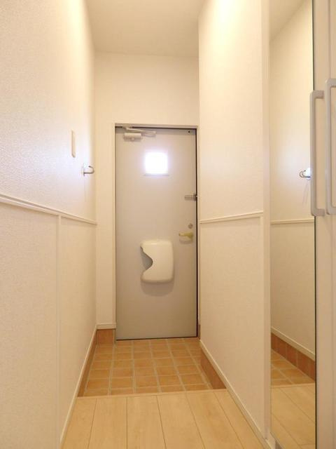 グランド　ソレーユの玄関|※同じ間取りの別部屋のお写真です※
