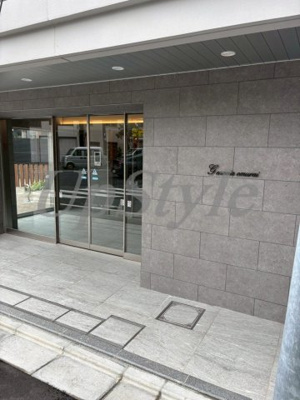 【エントランス】 | ジェノヴィア小村井