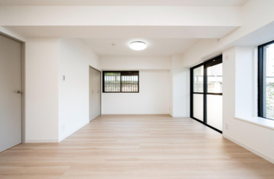 【居間・リビング】 | ロマネスク大濠アネックス