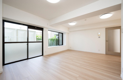 【居間・リビング】 | ロマネスク大濠アネックス