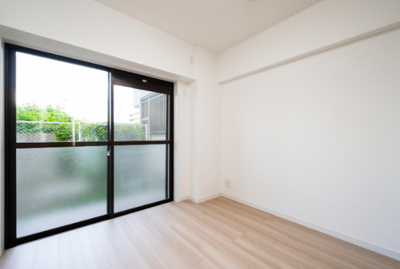 【洋室】 | ロマネスク大濠アネックス