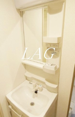 【洗面所】 | ホームズ千住 | 洗面台です。