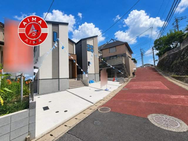 福岡市南区寺塚2丁目第1-2棟（2号棟）の前面道路含む現地写真|見学の時間などお気軽にお問い合わせ下さい。