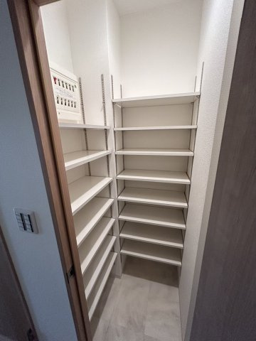 西早稲田シティタワーの収納|シューズインクローゼット