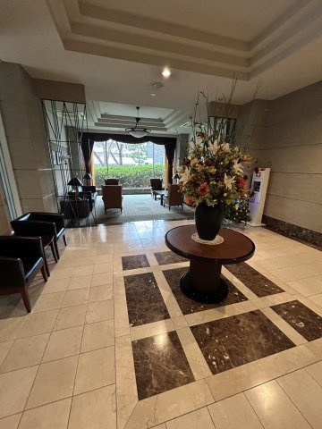 西早稲田シティタワーのエントランス