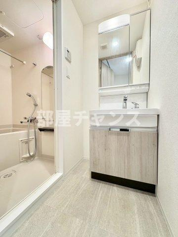 プレサンスTHE高岳の独立洗面台