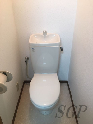 【トイレ】 | サンステュディオ | ※別部屋写真です