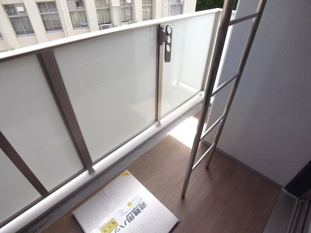 エステムコート三宮EASTザ・フロントのバルコニー