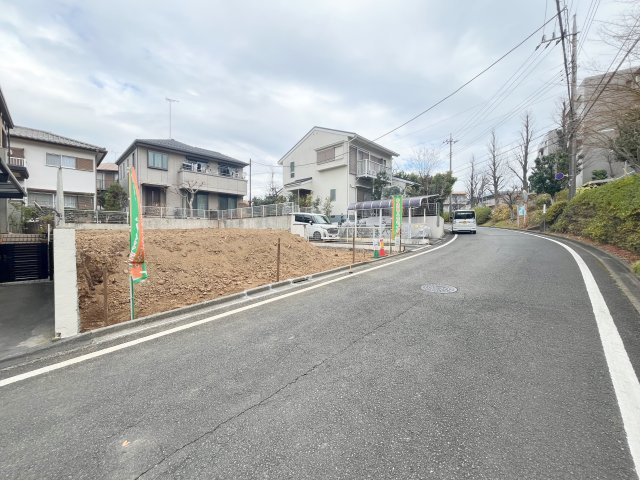 所沢市小手指南の前面道路含む現地写真