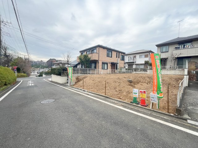 所沢市小手指南の前面道路含む現地写真
