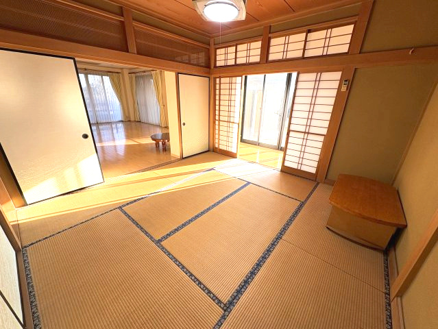 美と余裕が住まう家～大空間のある上質な暮らし～の和室|趣のある和室です