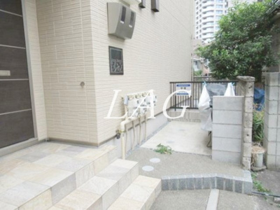 【その他共用部分】 | ブエナ・スエルテ | 駐輪場です。