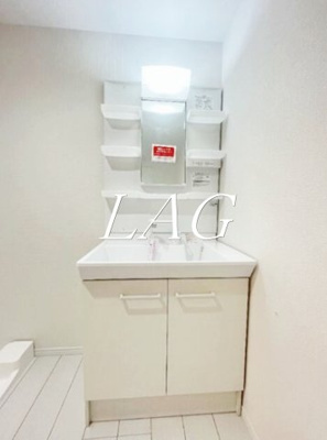 【洗面所】 | マーレ氷川台 | 洗面台です。