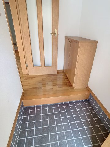 アヴェニールⅡの玄関