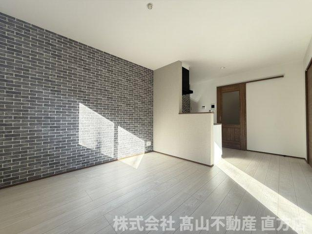 BRAVE BASE香月中央の居間・リビング