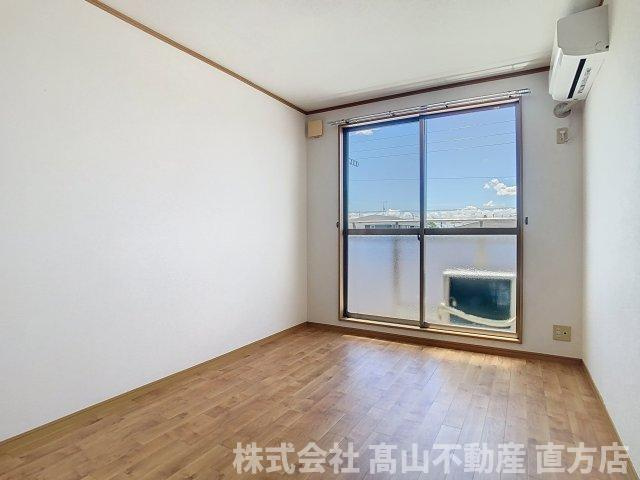 ユニフレックス中間Bの寝室