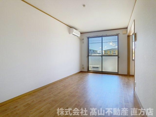 ユニフレックス中間Bの洋室