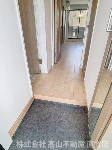 CRAFT直方の玄関