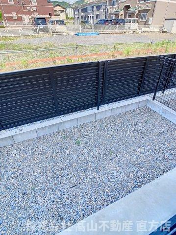 グランスタ馬場山Bコートの庭