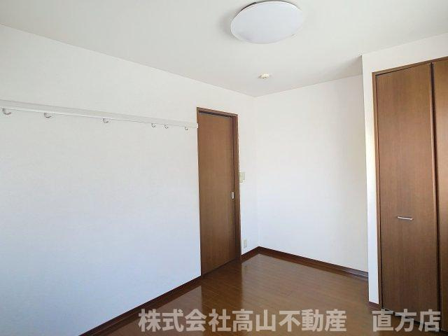 直方市溝堀２丁目のアパートの寝室
