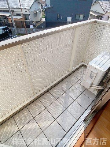 ソレアード21 C棟のバルコニー