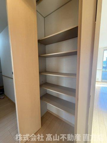 スクーデリア2006　B棟の収納