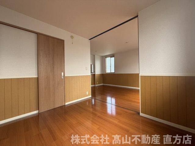 シャーメゾン頓野 B棟の洋室