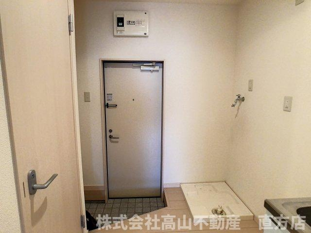 シャイン湯野原の玄関