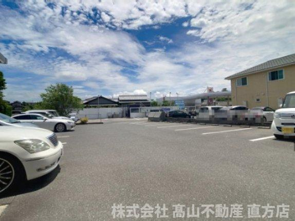 サンセールはぶの駐車場