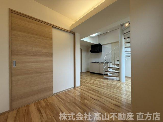 ブルーダイヤモンド中間の居間・リビング