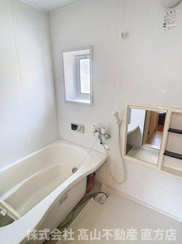 バリュージュB棟の浴室