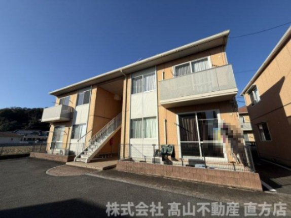 バリュージュB棟の外観