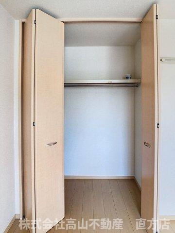 パインテールⅡの収納