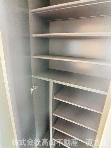 パインテールⅡの収納