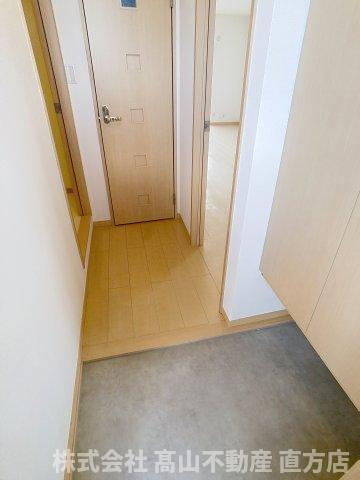 リシェスジュン　Ａ棟の玄関